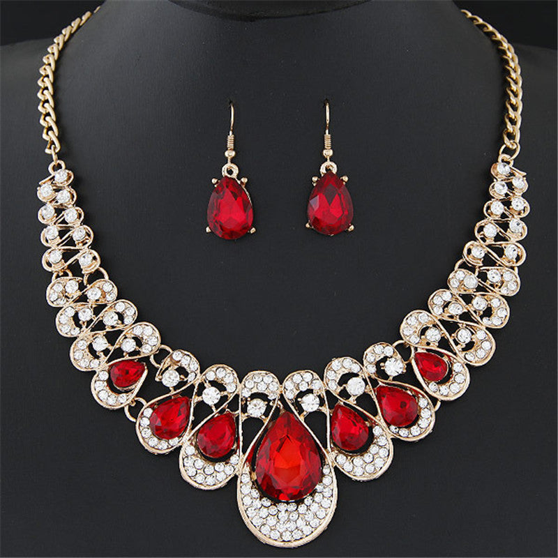 Maevina Crimselle Jewellery Set