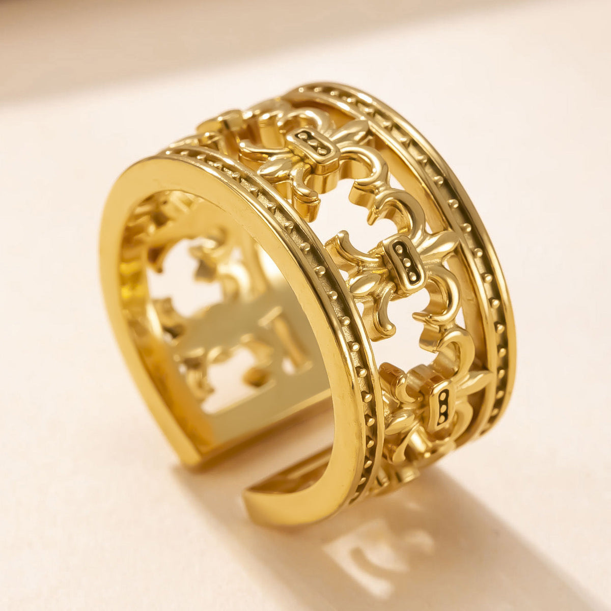 Imperial Crown Hammered Ring